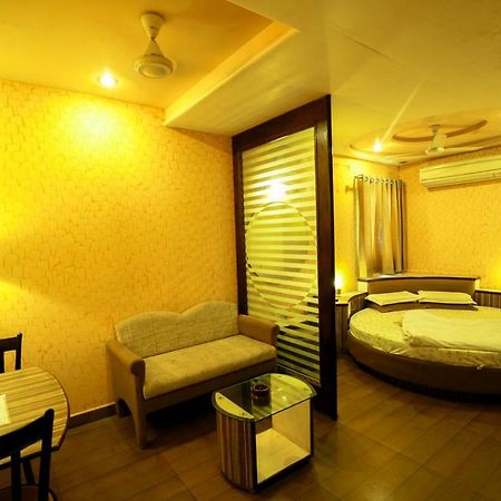 Jāmnagar Hotel Ashiana מראה חיצוני תמונה